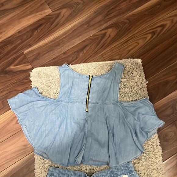 Set of top and wide legs pants from guess brand - Picture 5 of 6